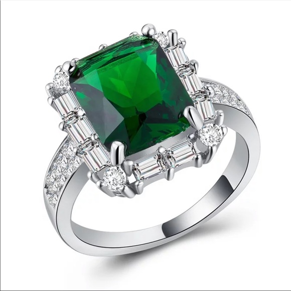 New 925 Silver Women’s Diamond Emerald Ring - Picture 2 of 4